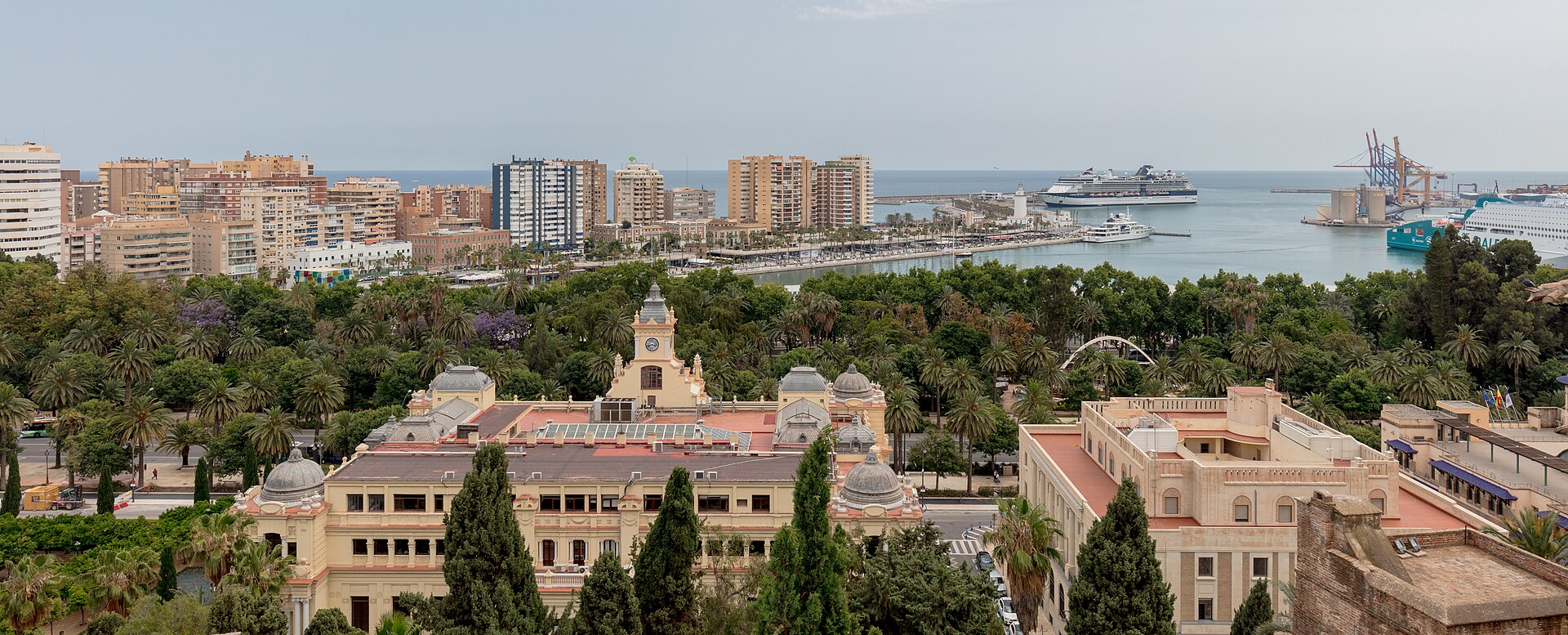 Málaga city and port seen from the Alcazaba